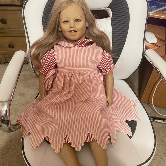 Annette Himstedt “ Lisa” 26” tall doll
